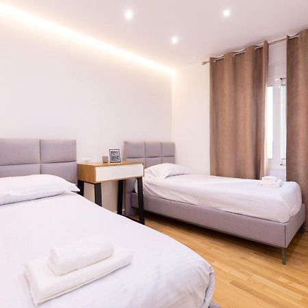 Exclusive 2 Bedrooms Apartment Tiranë Luaran gambar