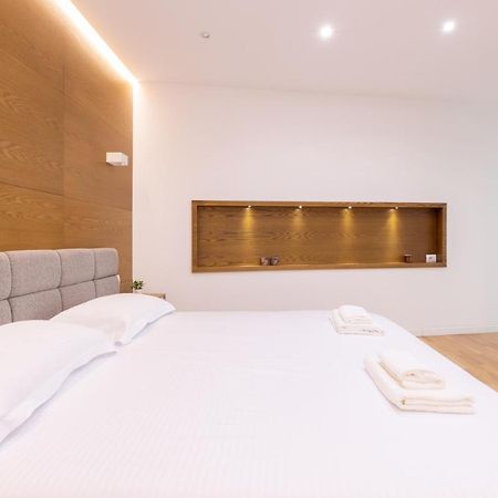 Exclusive 2 Bedrooms Apartment Tiranë Luaran gambar