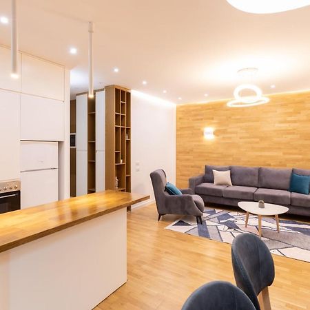 Exclusive 2 Bedrooms Apartment Tiranë Luaran gambar