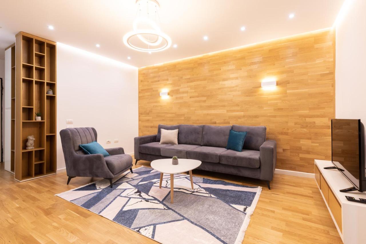 Exclusive 2 Bedrooms Apartment Tiranë Luaran gambar