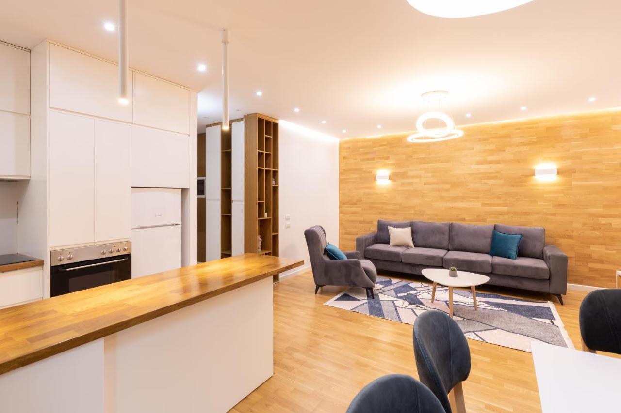 Exclusive 2 Bedrooms Apartment Tiranë Luaran gambar
