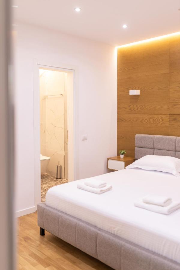 Exclusive 2 Bedrooms Apartment Tiranë Luaran gambar