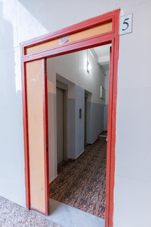 Exclusive 2 Bedrooms Apartment Tiranë Luaran gambar