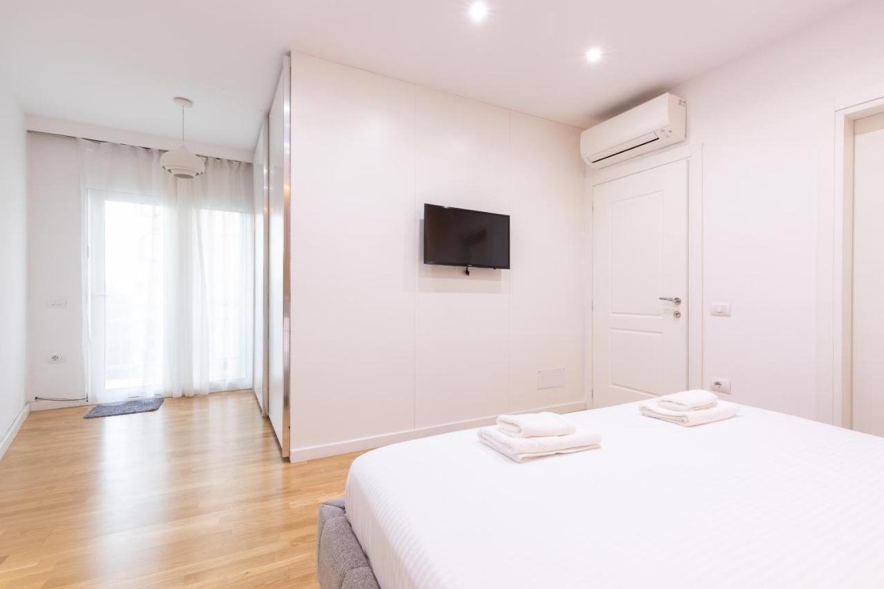 Exclusive 2 Bedrooms Apartment Tiranë Luaran gambar